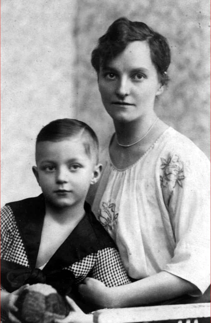 Edith mit Sohn Ulrich